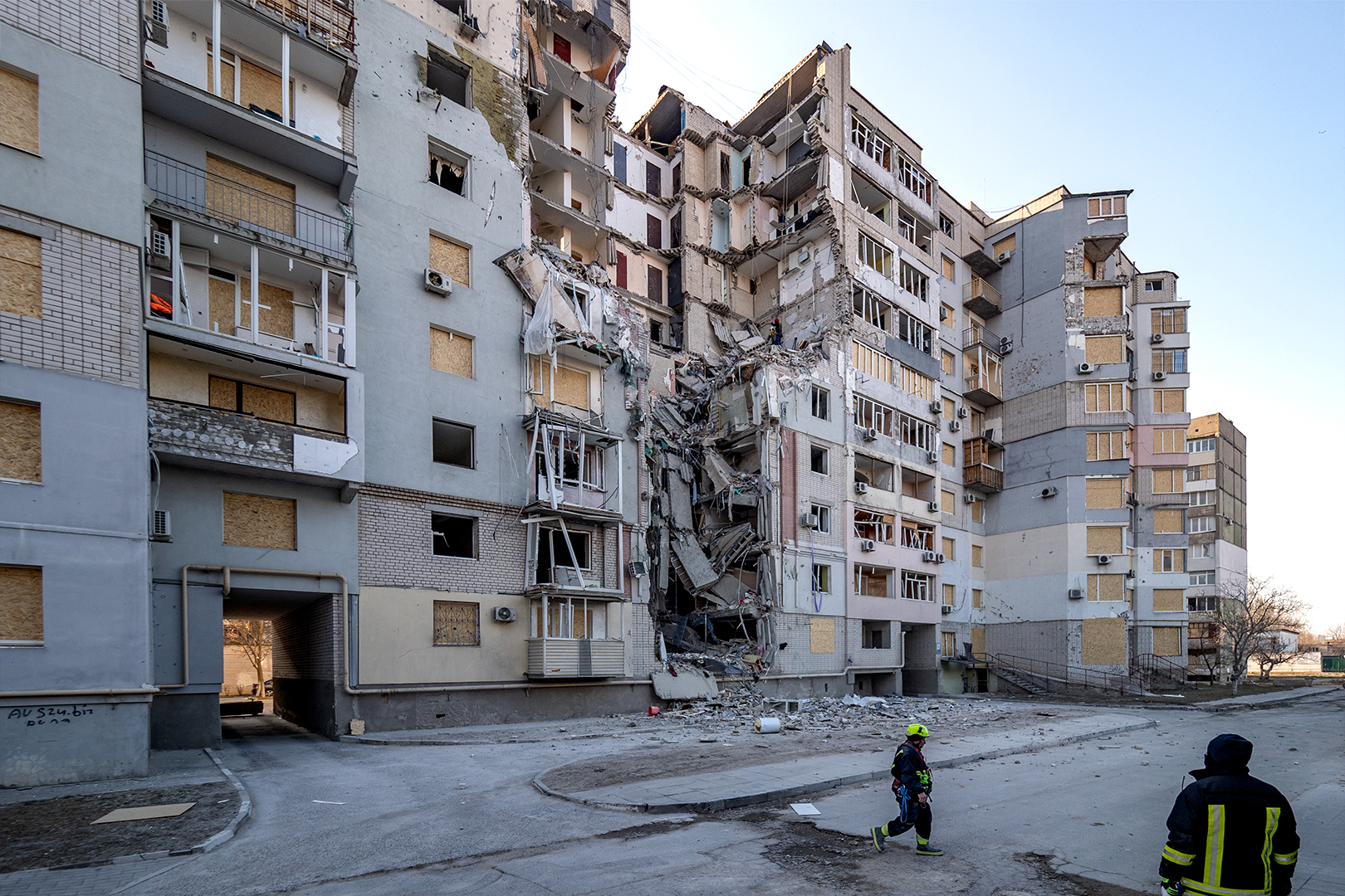 Fico blúzni o spravodlivom mieri, Danko sa chce ospravedlniť Putinovi za to, že je agresor a Rusi vraždia civilistov