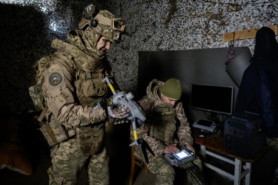 Mŕtvy Rus kráča k zákopu. Musí byť zničený, skôr ako so sebou zoberie našich